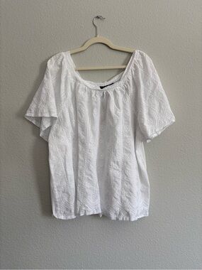 EUC Lane Bryant White Embroidered Peasant Top 100% Cotton